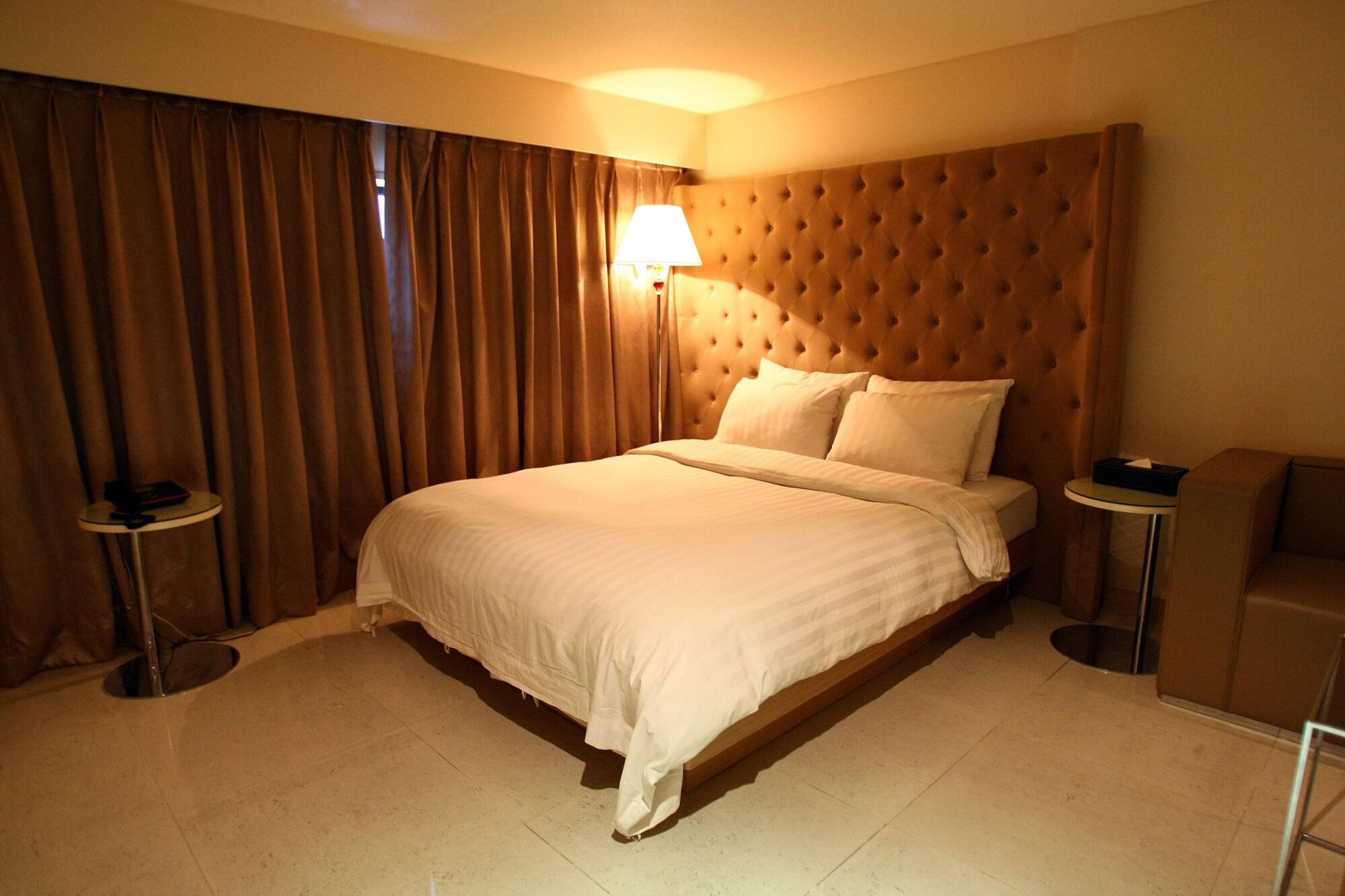 The California Hotel Seoul Seocho Exterior foto