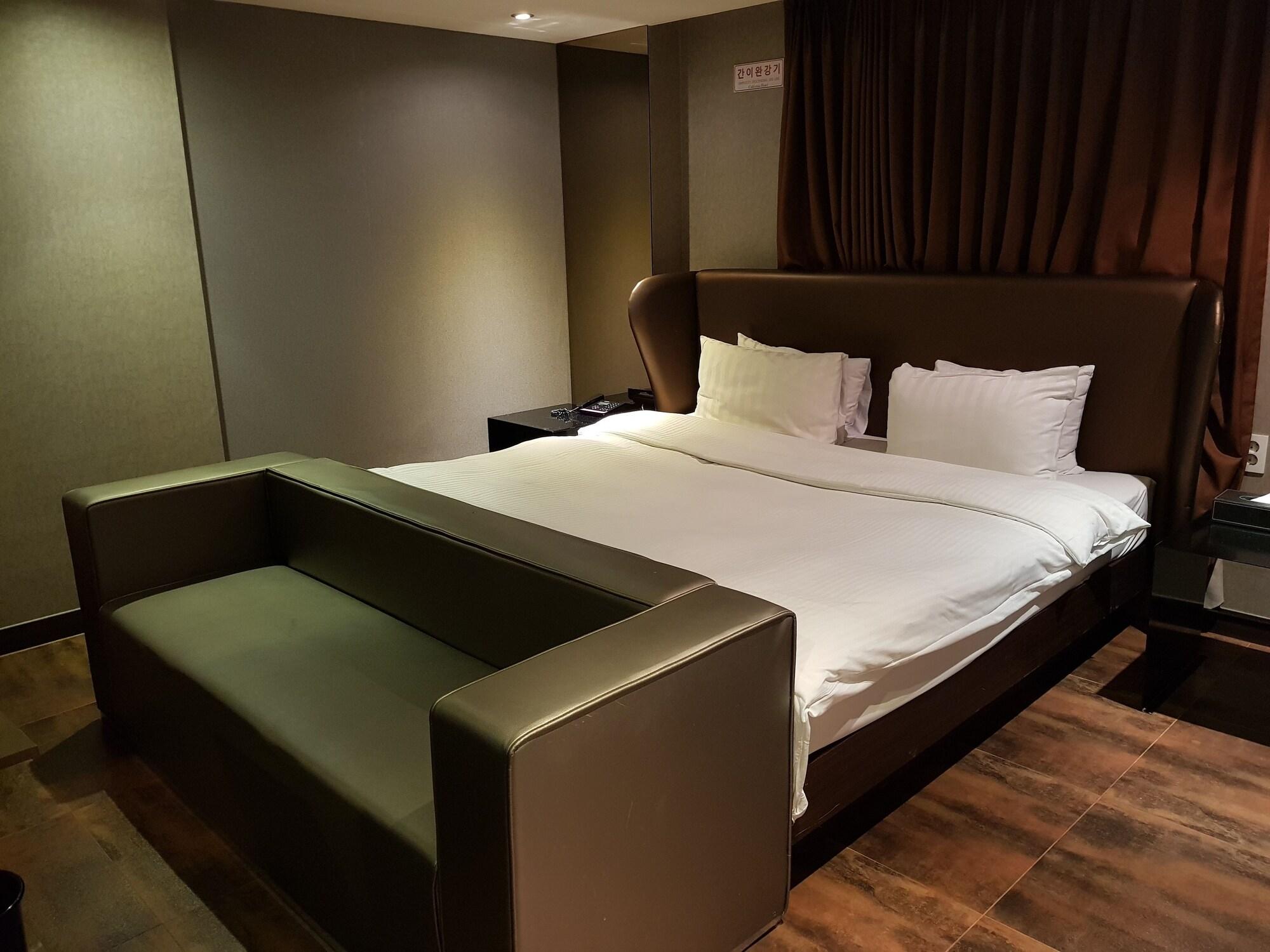 The California Hotel Seoul Seocho Exterior foto