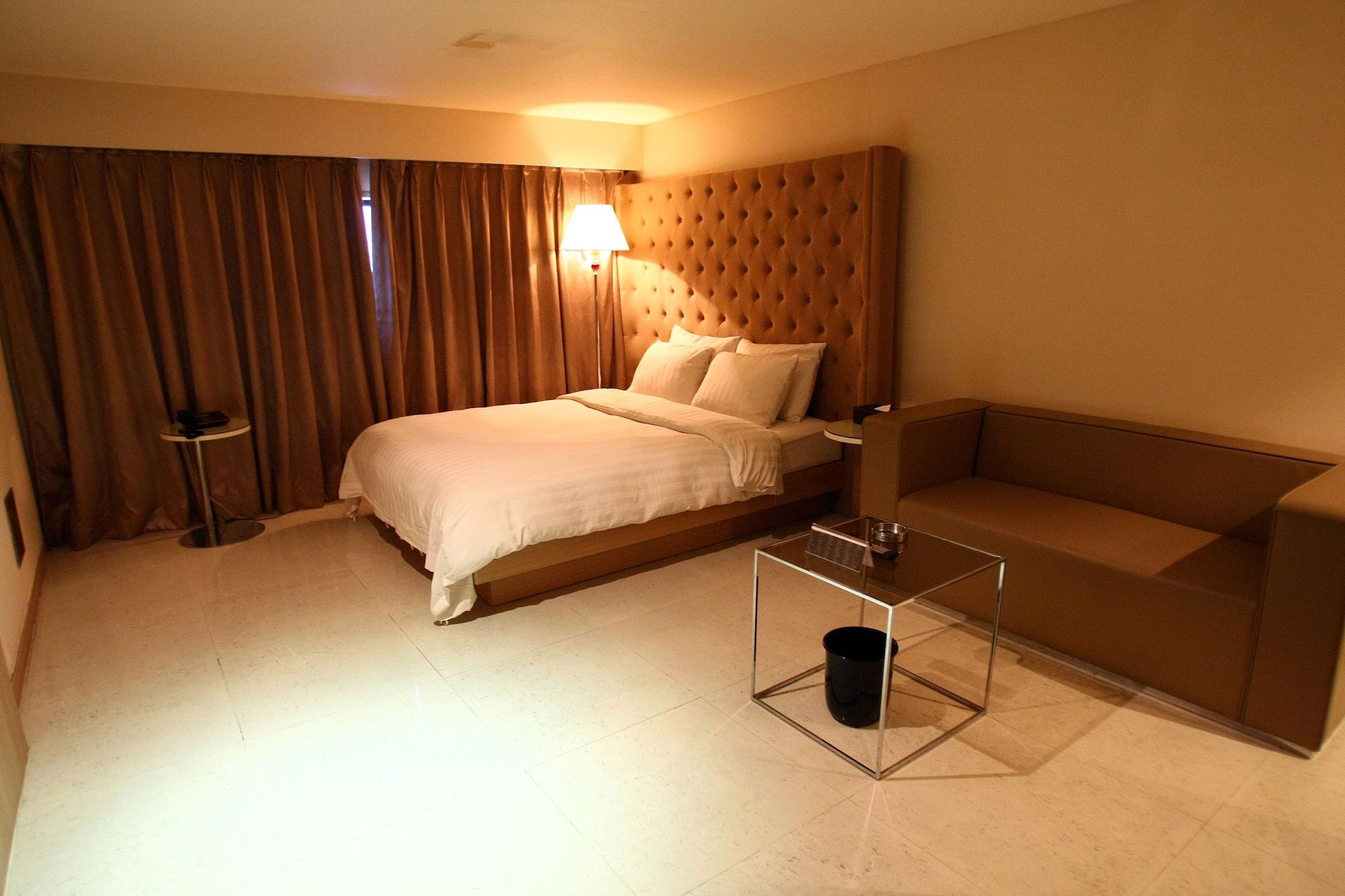 The California Hotel Seoul Seocho Exterior foto